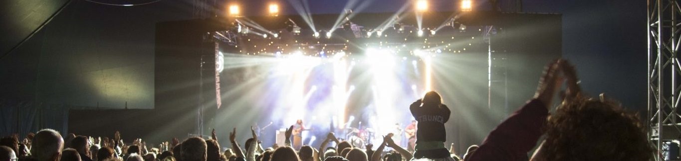 stage front with crowd